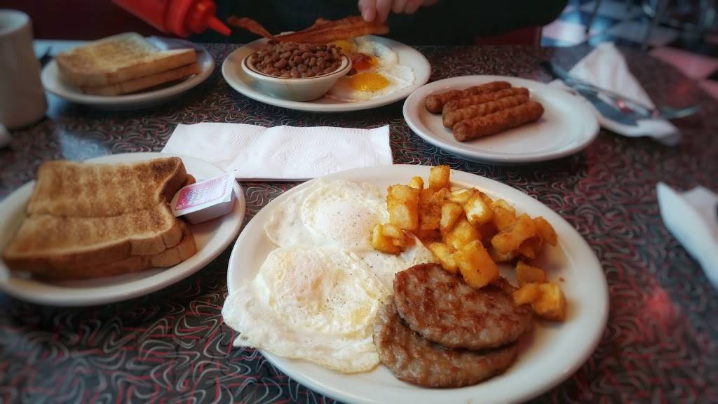 Blast from the Past Too Diner | restaurant | 623 US-1, Scarborough, ME 04074, USA | 2078833500 OR +1 207-883-3500