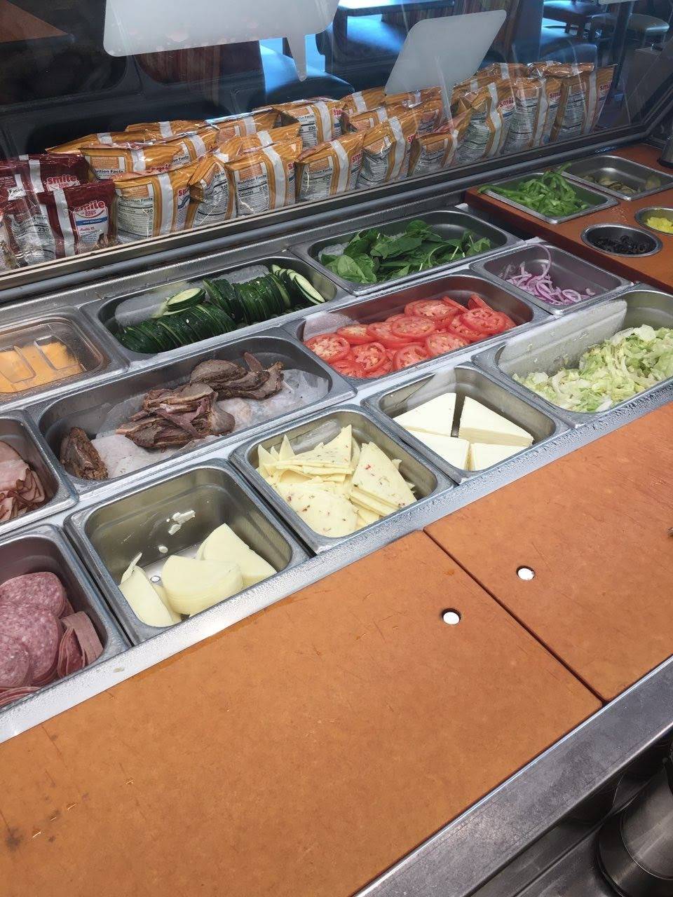 Subway | meal takeaway | 13228 W 87th St Pkwy, Lenexa, KS 66215, USA | 9134959959 OR +1 913-495-9959