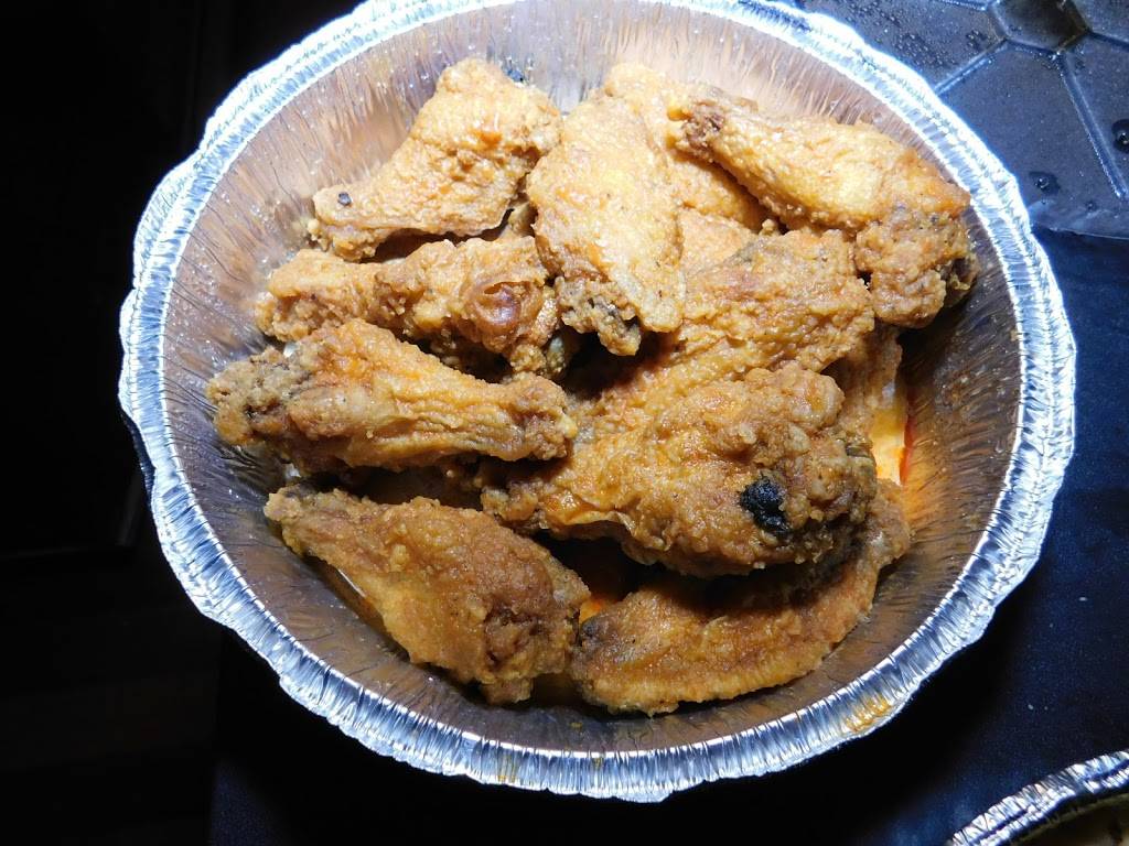 18 West Food & Drink | restaurant | 18 Conti Pkwy, Elmwood Park, IL 60707, USA | 7084569962 OR +1 708-456-9962