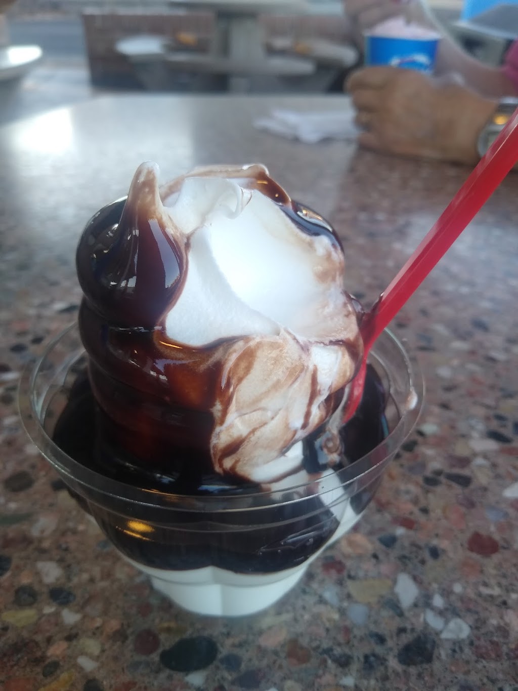 Dairy Queen | restaurant | 100 S Sarnoff Dr, Tucson, AZ 85710, USA | 5202964281 OR +1 520-296-4281