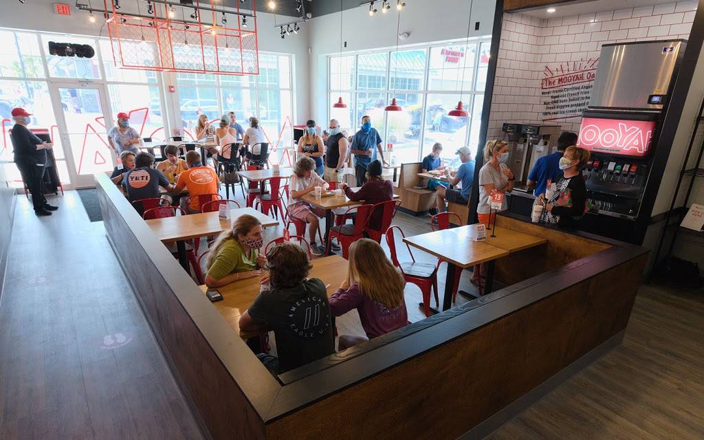 MOOYAH Burgers, Fries & Shakes | restaurant | 1919 Boston Post Rd Suite 210, Guilford, CT 06437, USA | 2035335279 OR +1 203-533-5279