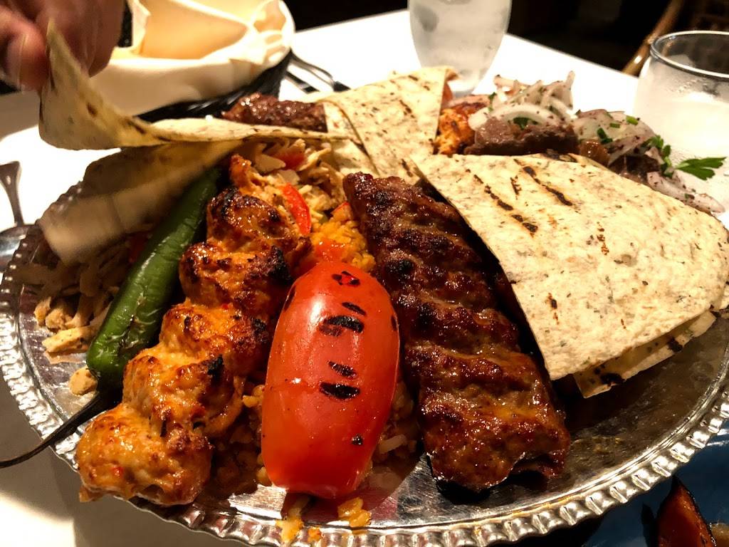 Vourla Mediterranean Grill & Cafe | restaurant | 1860 Tamiami Trail N, Naples, FL 34102, USA | 2398887074 OR +1 239-888-7074