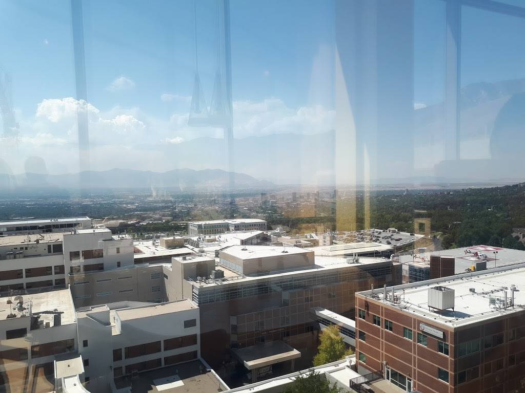 The Point Restaurant | restaurant | 2000 Cir of Hope Dr, Salt Lake City, UT 84112, USA | 8015850616 OR +1 801-585-0616