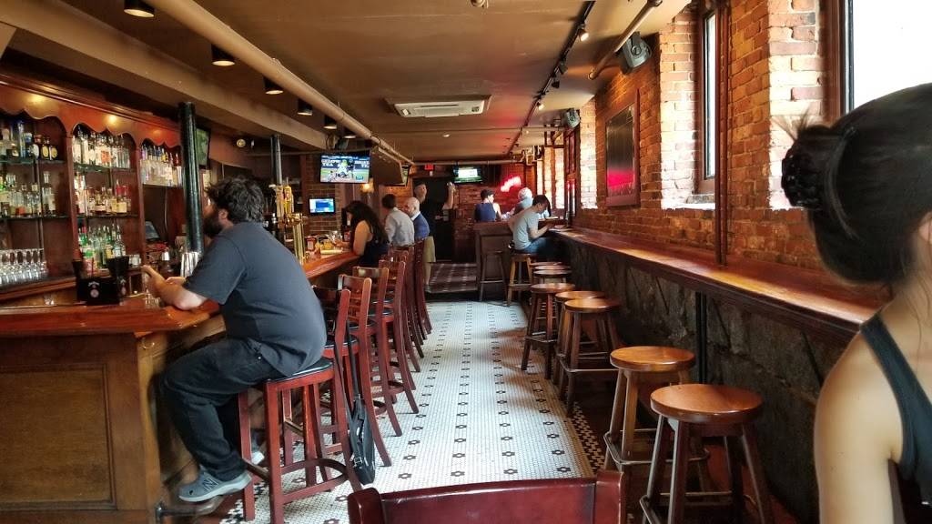 Corner Tavern | restaurant | 421 Marlborough St, Boston, MA 02115, USA | 6172625555 OR +1 617-262-5555