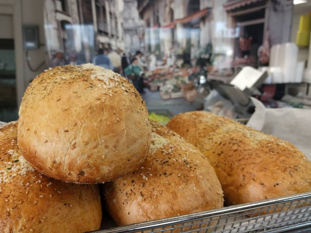 Vincents Pastaria | restaurant | 3102 Tuscarawas St W, Canton, OH 44708, USA | 2344582005 OR +1 234-458-2005