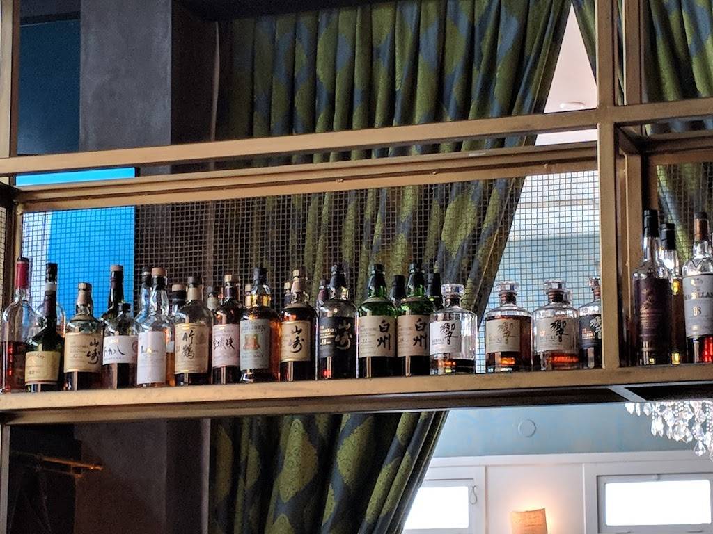 The Dorian | restaurant | 2001 Chestnut St, San Francisco, CA 94123, USA | 4158142671 OR +1 415-814-2671