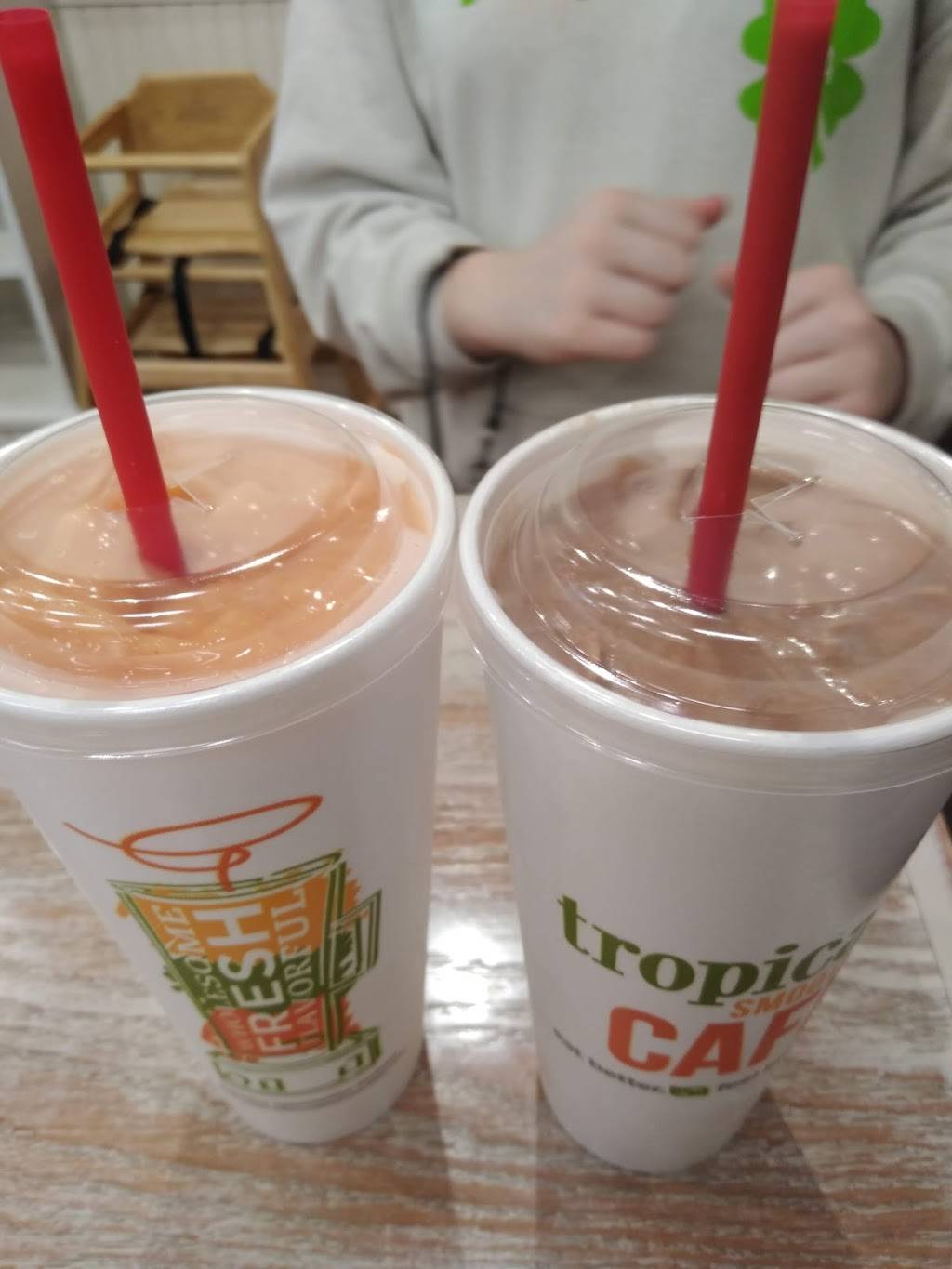 Tropical Smoothie Cafe | restaurant | 720 Eastgate S Dr, Cincinnati, OH 45245, USA | 5137523525 OR +1 513-752-3525