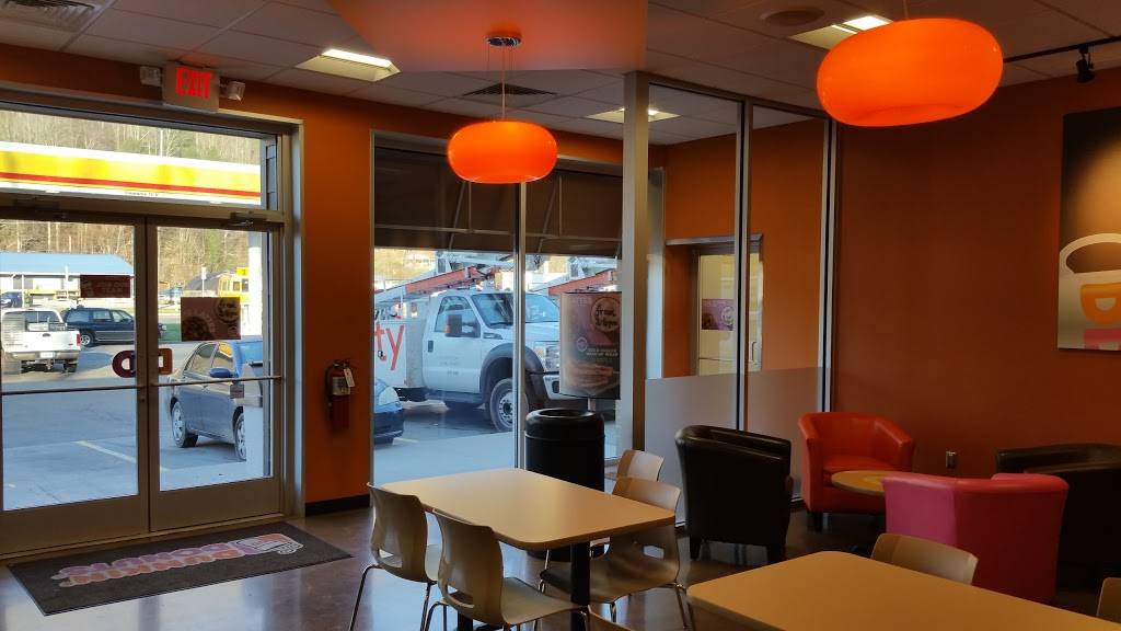 Dunkin | bakery | 4953 US-19E, Hampton, TN 37658, USA | 4237252621 OR +1 423-725-2621