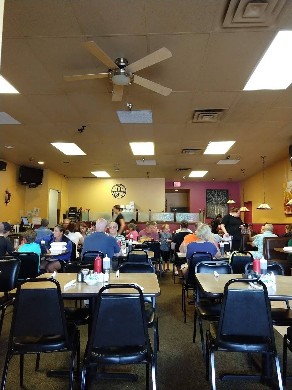 Pappys Cafe & Tavern - Andover | cafe | 13827 Round Lake Blvd NW, Andover, MN 55304, USA | 7634274840 OR +1 763-427-4840