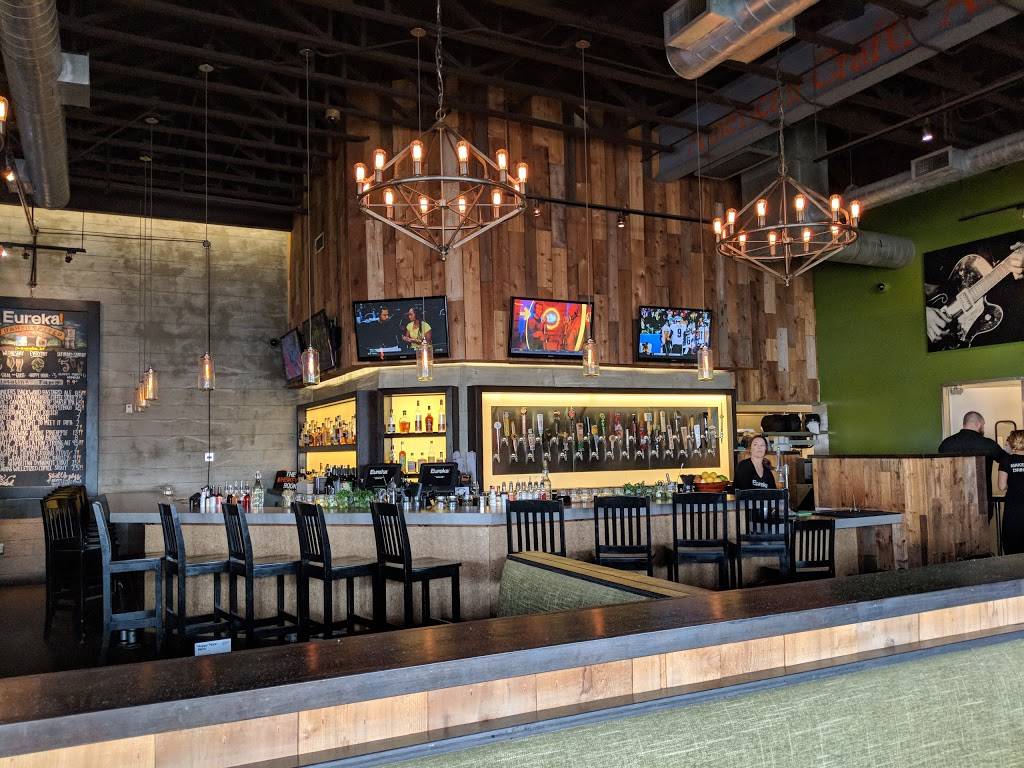 Eureka! | restaurant | 10520 W Stockdale Hwy, Bakersfield, CA 93311, USA | 6612415999 OR +1 661-241-5999