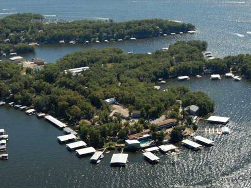 Alhonna Resort & Marina | night club | 677 Outer Dr, Lake Ozark, MO 65049, USA | 5733652634 OR +1 573-365-2634