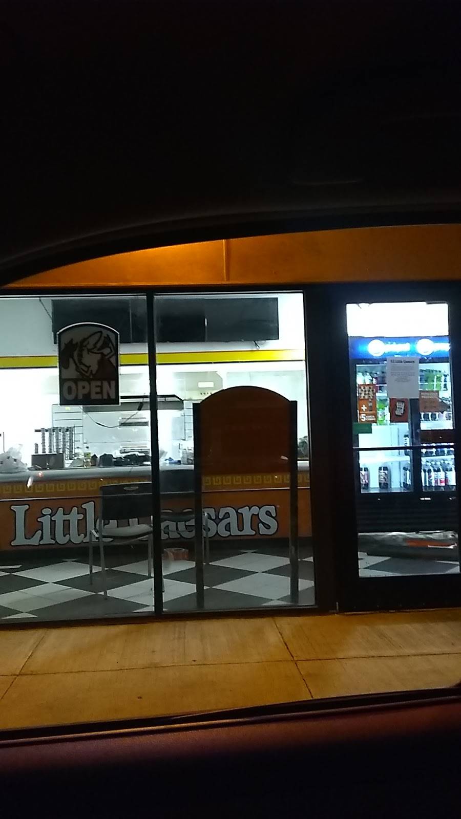 Little Caesars Pizza | meal takeaway | 2046 Davidsonville Rd, Crofton, MD 21114, USA | 4104510123 OR +1 410-451-0123
