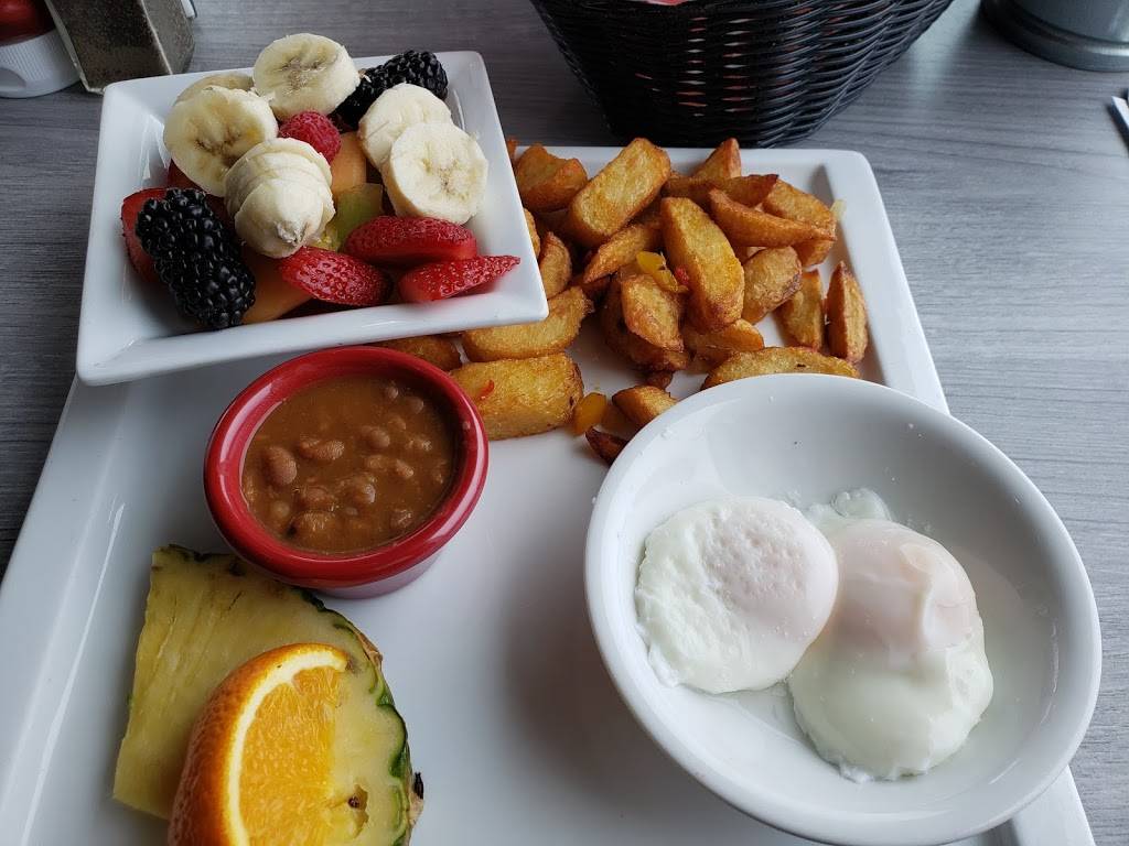 Coco Et Compagnie | restaurant | 4622 Desserte S Autoroute 440, Laval, QC H7T 2Z8, Canada | 4506827700 OR +1 450-682-7700