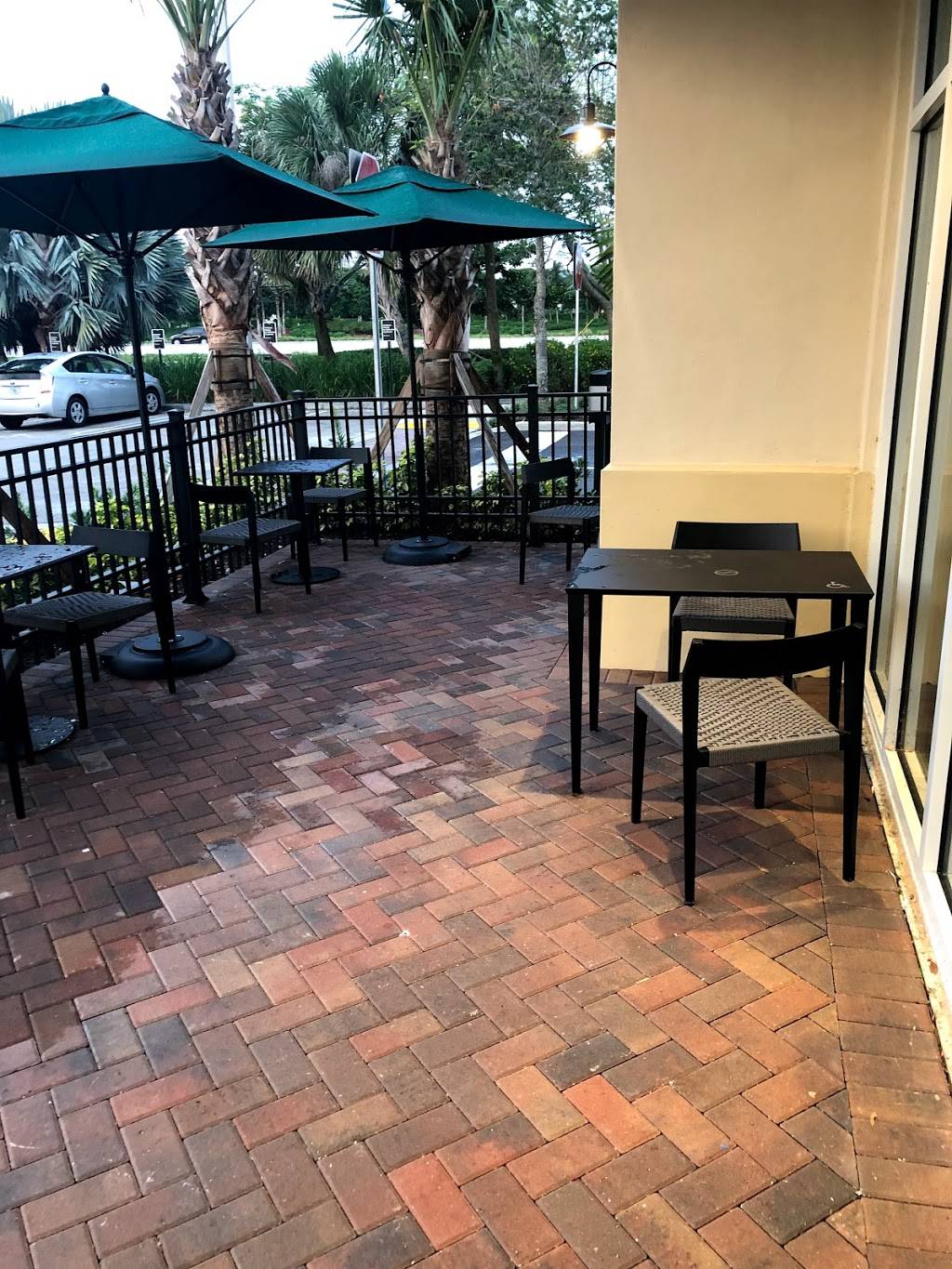 Starbucks | cafe | 2891 S State Rd 7 #100, Wellington, FL 33414, USA | 5613565281 OR +1 561-356-5281