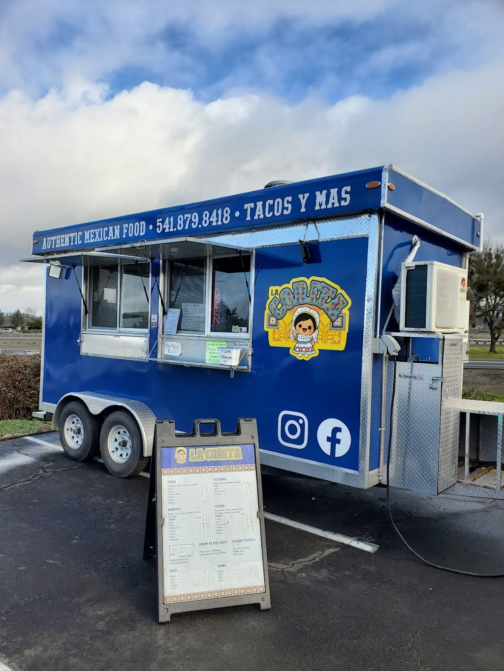 La Corita | restaurant | 1125 E Pine St, Central Point, OR 97502, USA | 5418798418 OR +1 541-879-8418