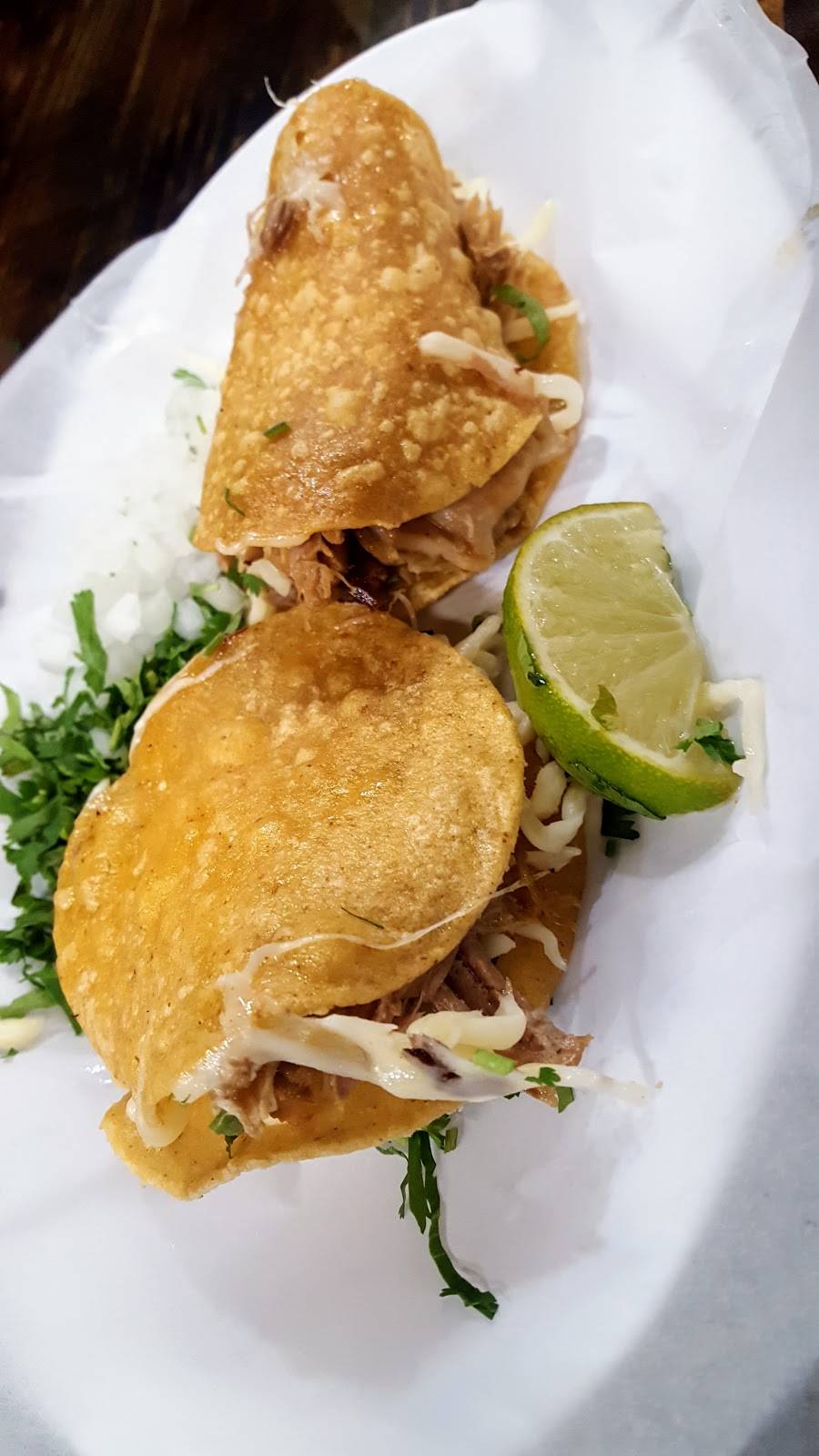 La Salsa Verde | restaurant | 1916 E Belt Line Rd, Carrollton, TX 75006, USA | 9728100107 OR +1 972-810-0107