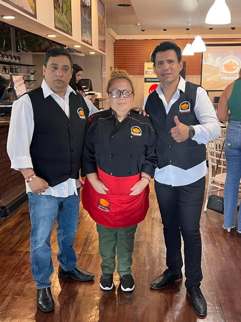 KonKolon | restaurant | 164 N Wilson Rd, Columbus, OH 43204 | 61456513946149295111 OR +1 614-565-1394