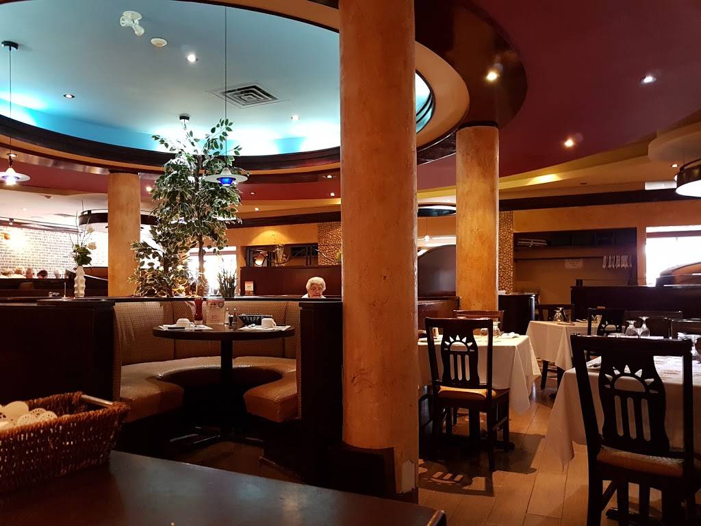 Casa Grecque | restaurant | 200 Rue Principale, Gatineau, QC J9H 6J4, Canada | 8196850600 OR +1 819-685-0600