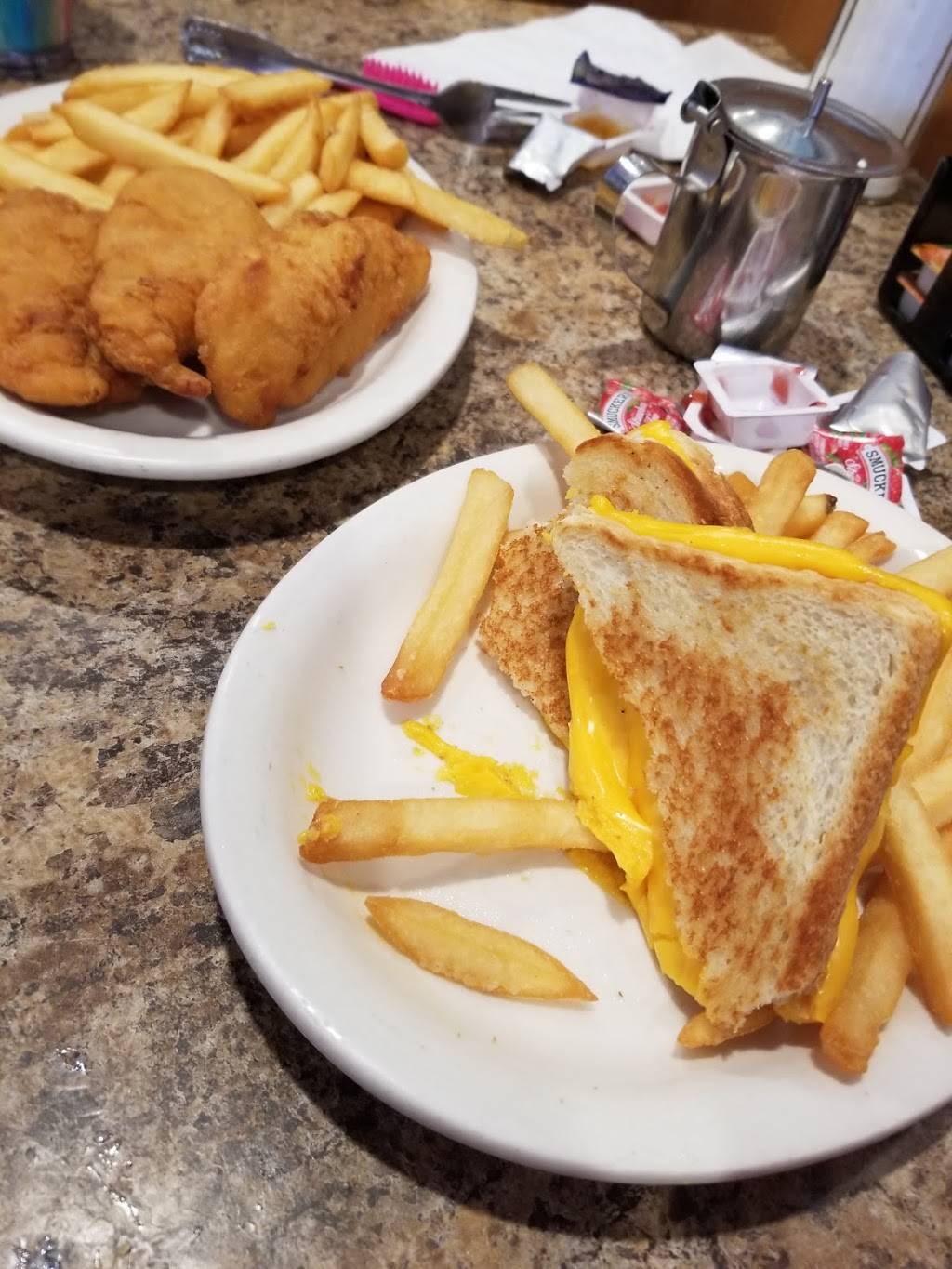 Diner By The Sea | restaurant | 260 E Park Ave, Long Beach, NY 11561, USA | 5164312233 OR +1 516-431-2233