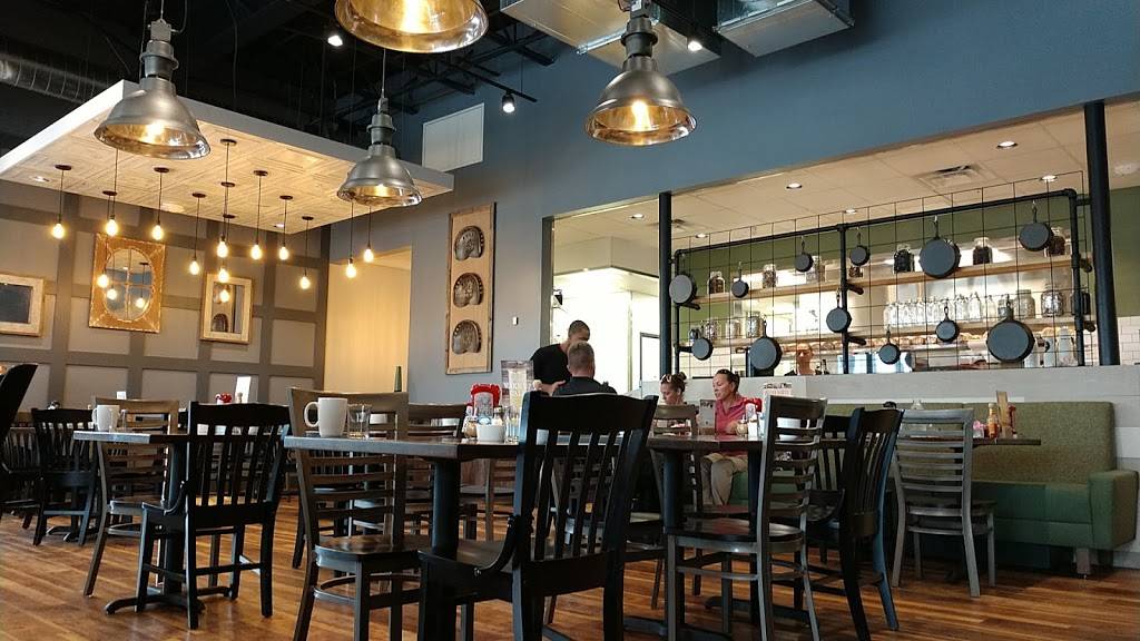 First Watch | restaurant | S Goodman Rd, Kissimmee, FL 34747, USA | 8637743101 OR +1 863-774-3101