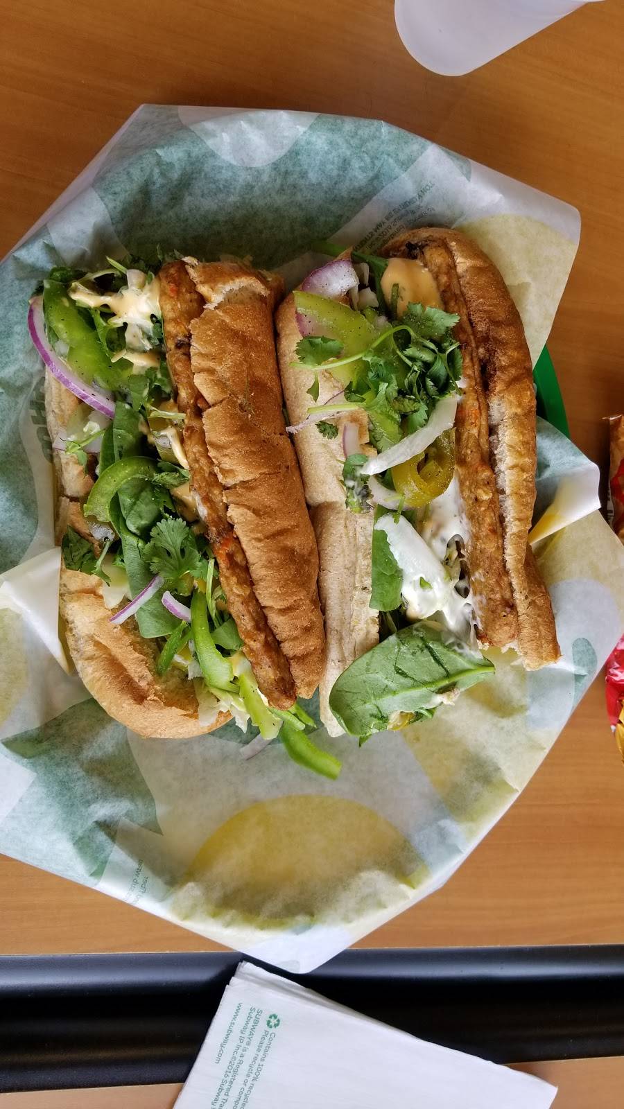 Subway Restaurants | restaurant | 11220 Laurel Canyon Blvd #101, San Fernando, CA 91340, USA | 8188383532 OR +1 818-838-3532