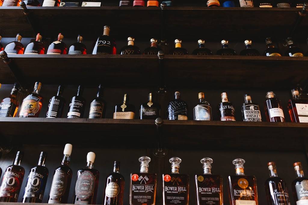 Docs Bourbon Room | restaurant | 129 W Main St, Louisville, KY 40202, USA | 5027422449 OR +1 502-742-2449