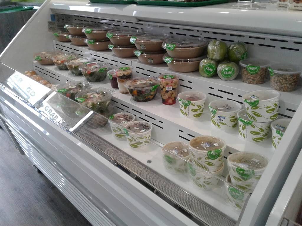 Health Crave | restaurant | 65 N Village Ave, Rockville Centre, NY 11570, USA | 5166009089 OR +1 516-600-9089