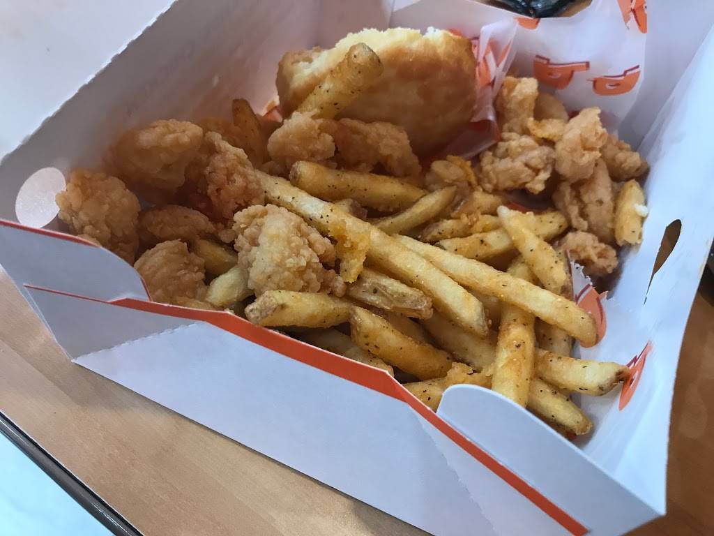 Popeyes Louisiana Kitchen | restaurant | 53 S Broadway, Yonkers, NY 10701, USA | 9143274602 OR +1 914-327-4602