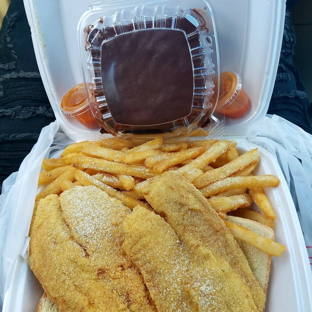 Hook Fish and Chicken Mount Oliver | restaurant | 11 Ormsby Ave, Pittsburgh, PA 15210, USA | 4122484665 OR +1 412-248-4665