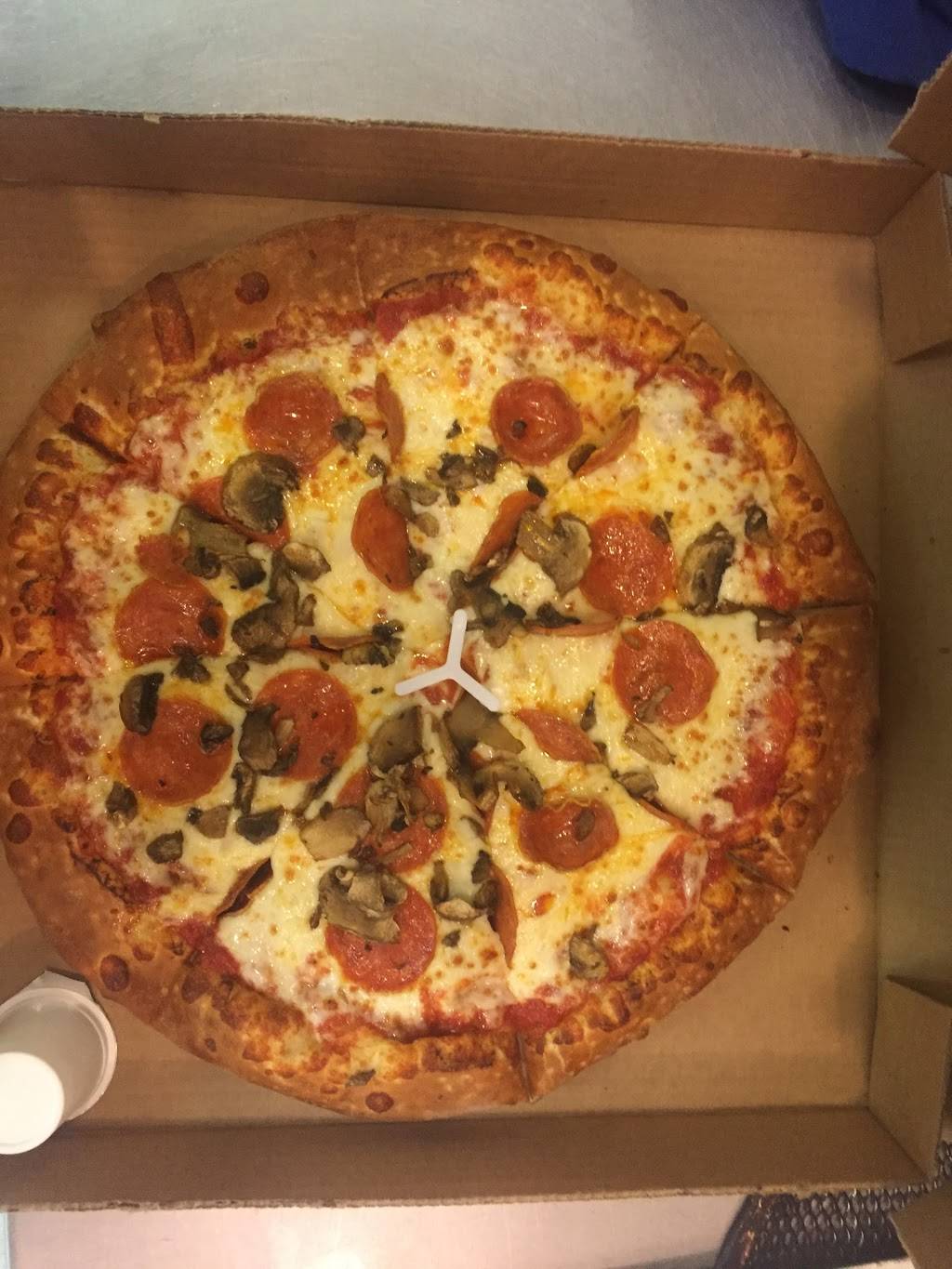 Islands Pizza | restaurant | 140 Johnny Mercer Blvd, Savannah, GA 31410, USA | 9128983522 OR +1 912-898-3522