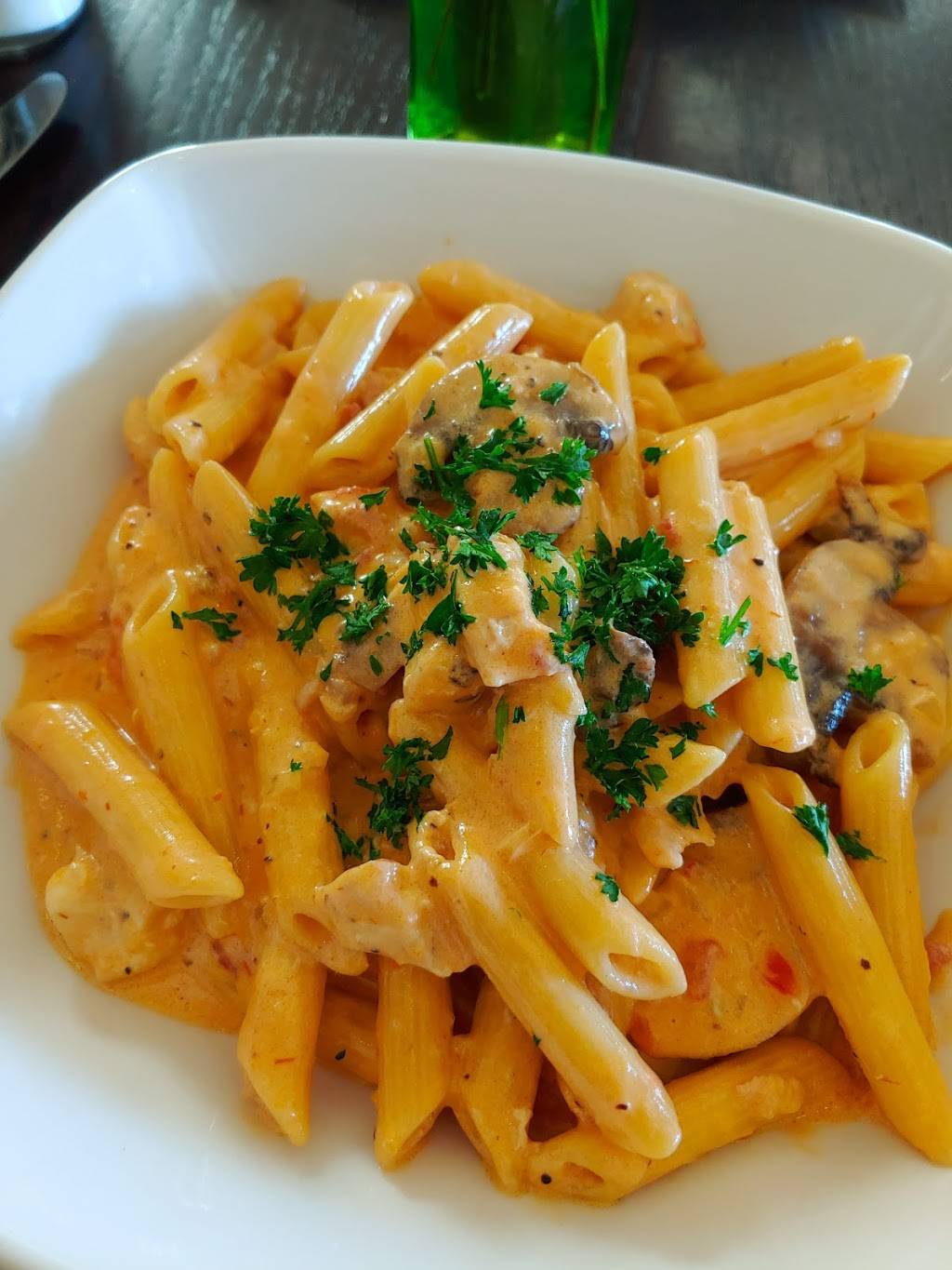 Antonellas Italian Ristorante | restaurant | 300 Hay St, Fayetteville, NC 28301, USA | 9104860046 OR +1 910-486-0046