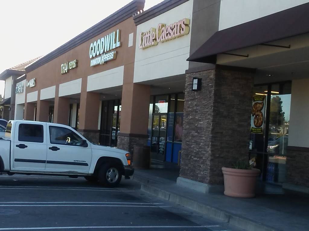 Little Caesars Pizza | meal takeaway | 970 Sunrise Ave #130, Roseville, CA 95661, USA | 9167802555 OR +1 916-780-2555