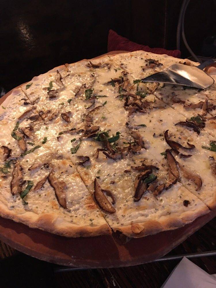 Smiths Restaurant & Bar | restaurant | 39 S 19th St, Philadelphia, PA 19103, USA | 2675462669 OR +1 267-546-2669