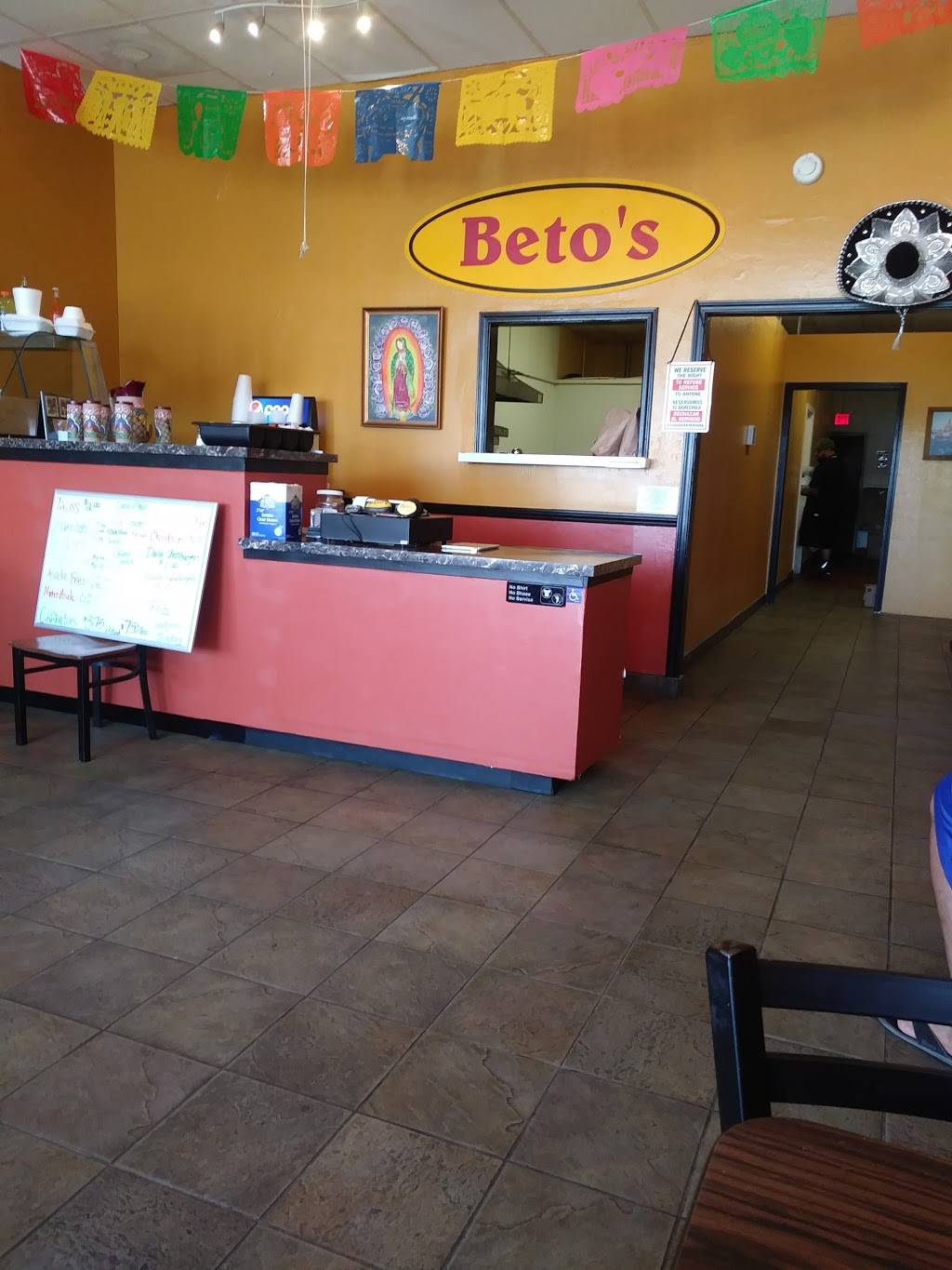 Betos Mexican Food And Burgers | restaurant | 1208 N Lemoore Ave, Lemoore, CA 93245, USA | 5599244101 OR +1 559-924-4101