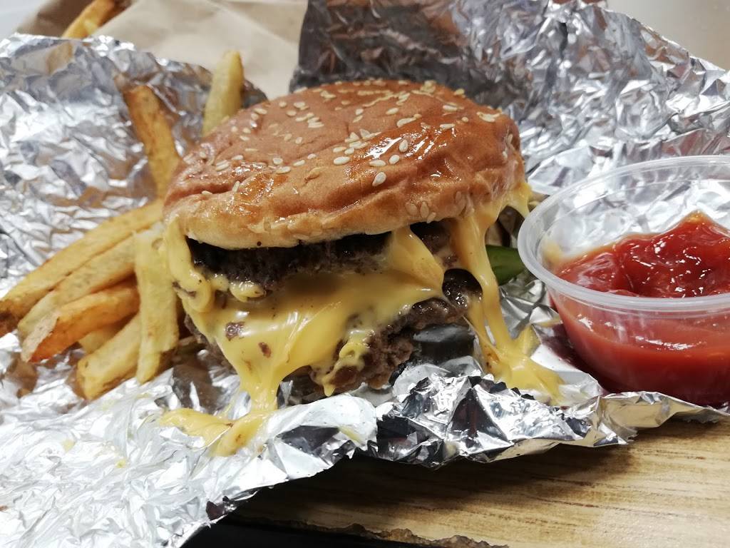 Five Guys | meal takeaway | 2020 West End Ave, Nashville, TN 37203, USA | 6153203678 OR +1 615-320-3678