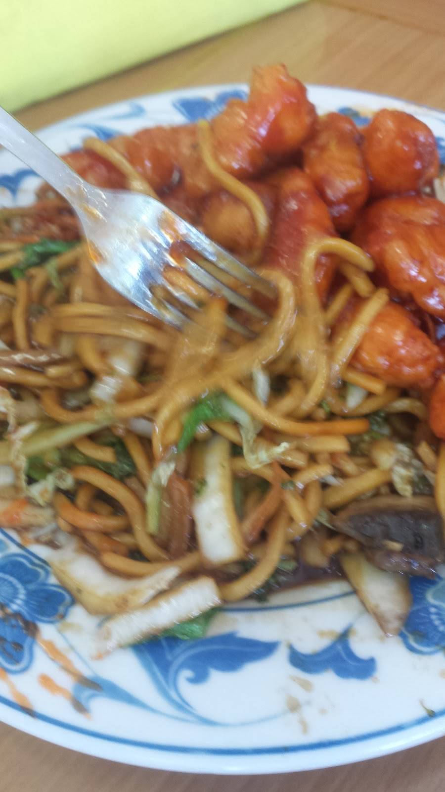 China Lee | restaurant | 3985 Beitner Rd #1, Traverse City, MI 49685, USA | 2319439888 OR +1 231-943-9888