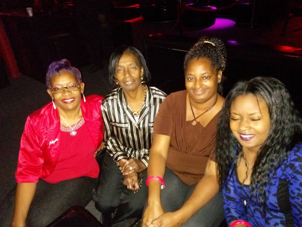 Abingdons Broadway Restaurant | restaurant | 5671 E Virginia Beach Blvd, Norfolk, VA 23502, USA | 7574610005 OR +1 757-461-0005