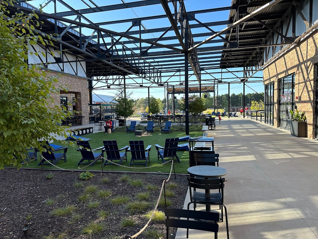 Mama’s Boy at Wire Park | restaurant | 1725 Electric Ave Suite 146, Watkinsville, GA 30677, USA | 7066128438 OR +1 706-612-8438