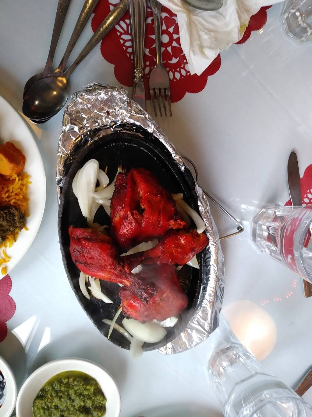 Punjabi Dhabha | restaurant | 2525 W Devon Ave, Chicago, IL 60659, USA | 7732622080 OR +1 773-262-2080