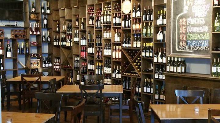 Wine & Tapas Bar | restaurant | 103 S Main St unit a, Summerville, SC 29483, USA | 8437711131 OR +1 843-771-1131
