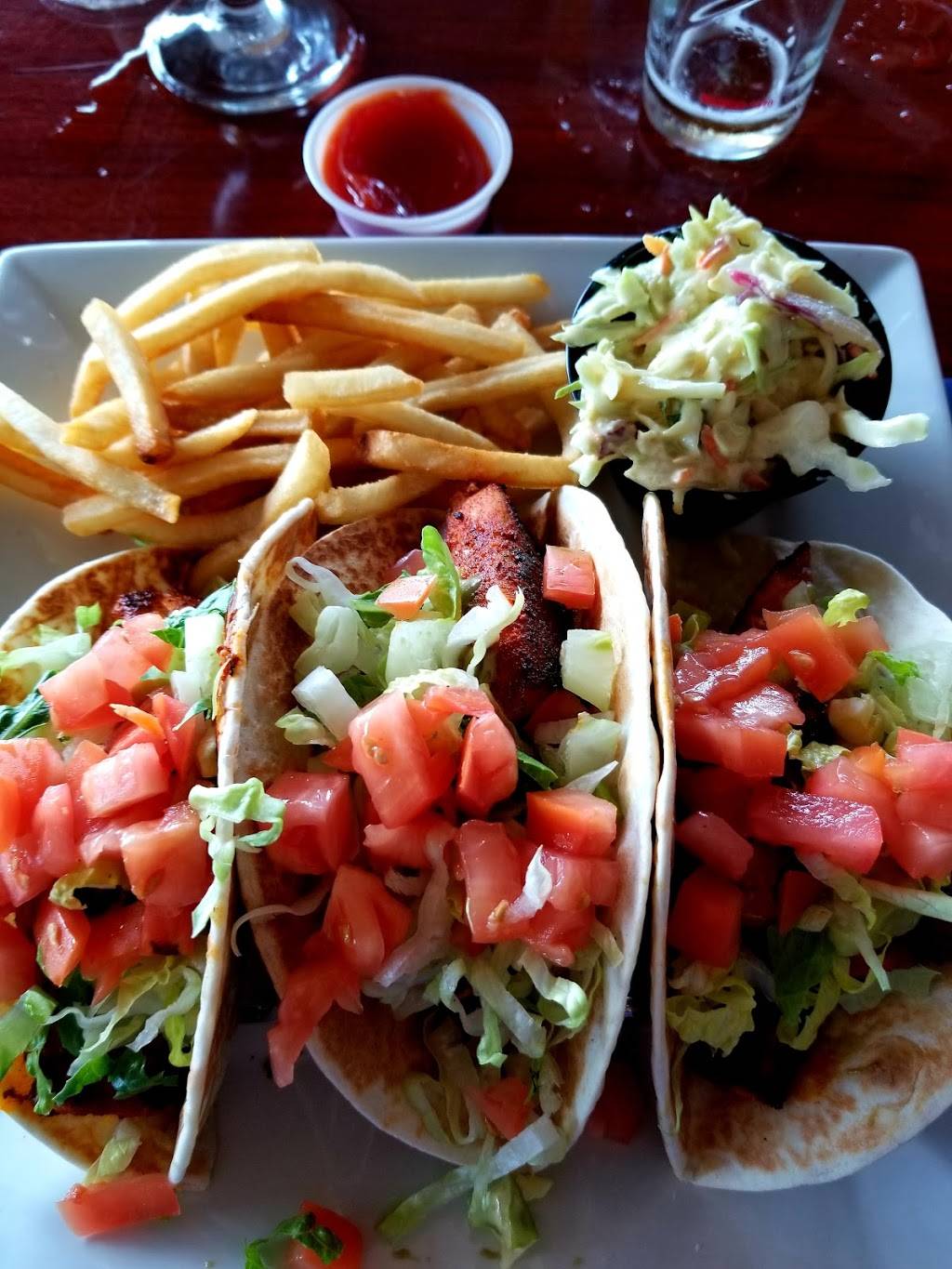 Atlantica Seafood Restaurant & Market | restaurant | 3501 Rickenbacker Causeway, Miami, FL 33149, USA | 3053610177 OR +1 305-361-0177