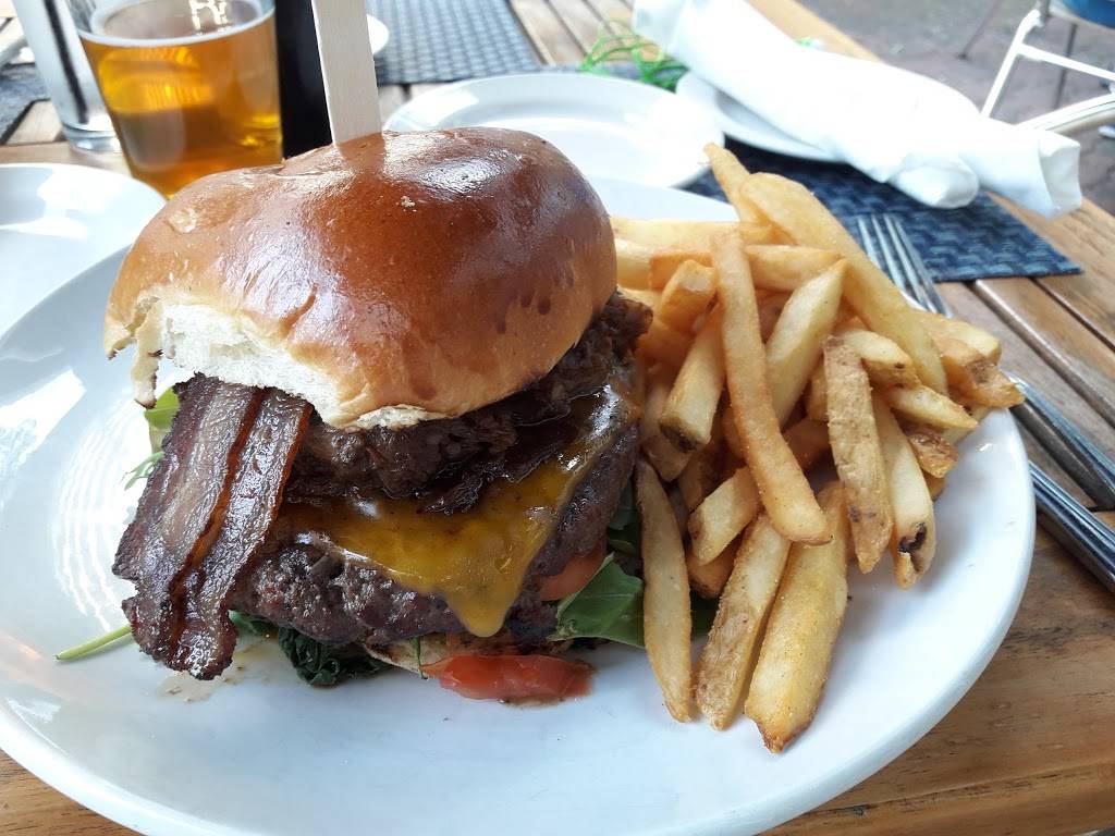 Heavy Seas Alehouse | restaurant | 1501 Wilson Blvd, Arlington, VA 22209, USA | 7038750445 OR +1 703-875-0445