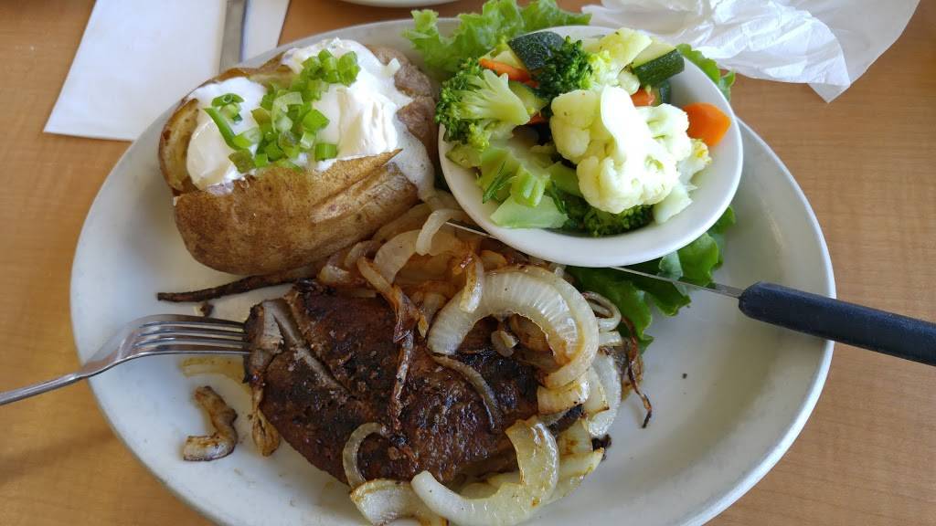 Golden Ox Diner | restaurant | 3400 Wilson Rd, Bakersfield, CA 93309, USA | 6618325051 OR +1 661-832-5051