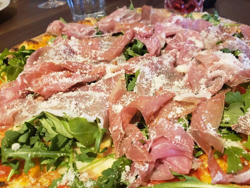 PIZZERIA SOFIA Rosemere | restaurant | 199 Boul Labelle, Rosemère, QC J7A 2H2, Canada | 4504339898 OR +1 450-433-9898