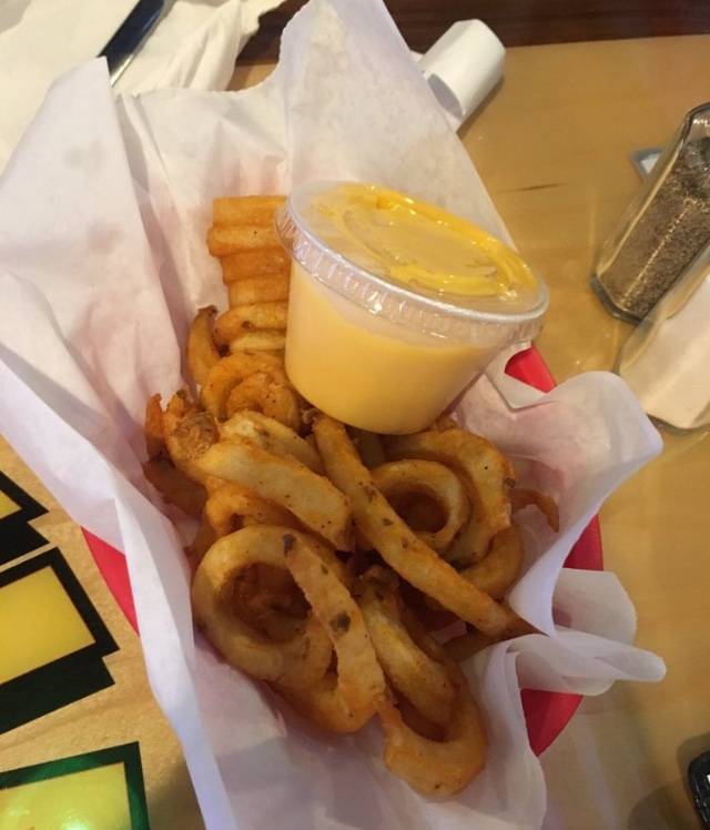 Wings Etc. | restaurant | 6502 N Grape Rd, Mishawaka, IN 46545, USA | 5742730088 OR +1 574-273-0088