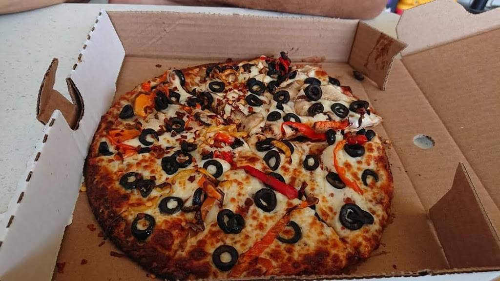 MJs Gourmet Pizza | restaurant | 11 Westwood Dr, Kitchener, ON N2M 2K5, Canada | 5193422272 OR +1 519-342-2272