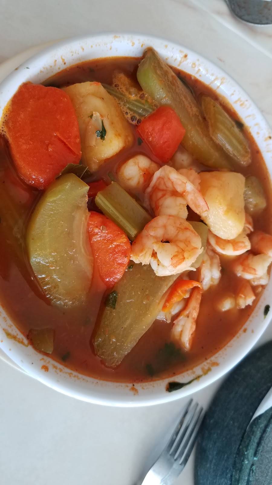 El Burrito Fantastico | restaurant | 1228 W Lake St, Roselle, IL 60172, USA | 6309804816 OR +1 630-980-4816