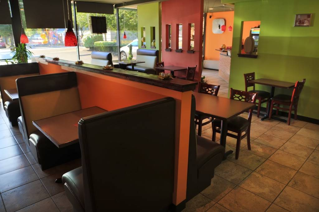 Classic Thai Cuisine | restaurant | 7202 SE Milwaukie Ave, Portland, OR 97202, USA | 5032368116 OR +1 503-236-8116