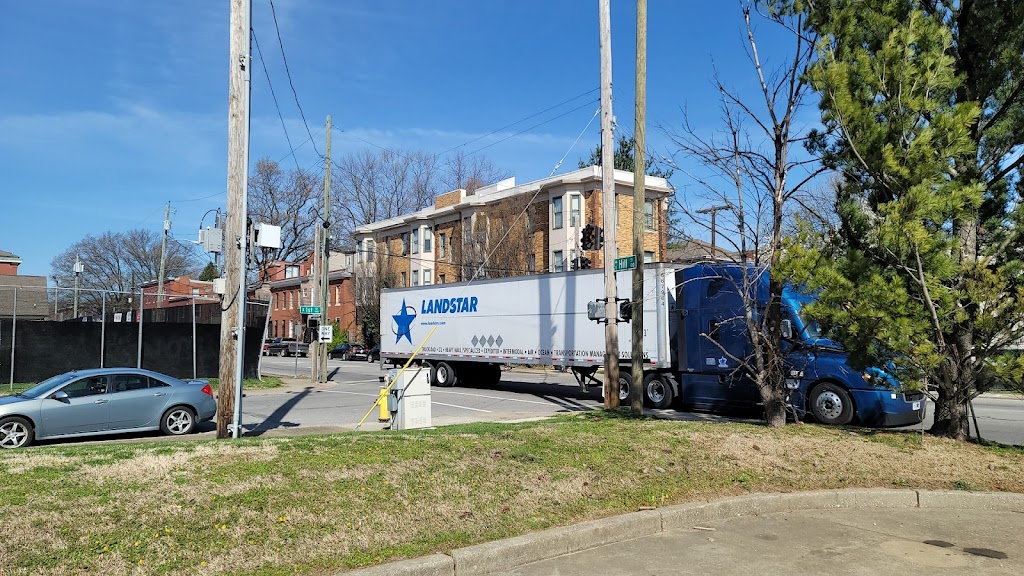 Paradise Tomato Kitchens shipping and receiving | restaurant | 1500 S Brook St, Louisville, KY 40208, USA | 5026371700 OR +1 502-637-1700