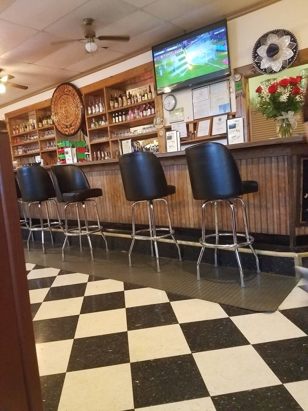 Amigos | restaurant | 306 N Galena Ave, Freeport, IL 61032, USA | 8152330503 OR +1 815-233-0503